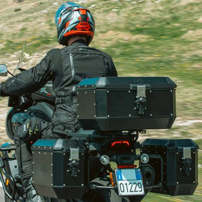 ALA56B Централен куфер 56л Alaska Trekker monokey алуминиум GIVI - Image 4